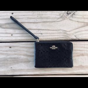 COACH Debossed Black Patent Leather Wristlet NWOT
